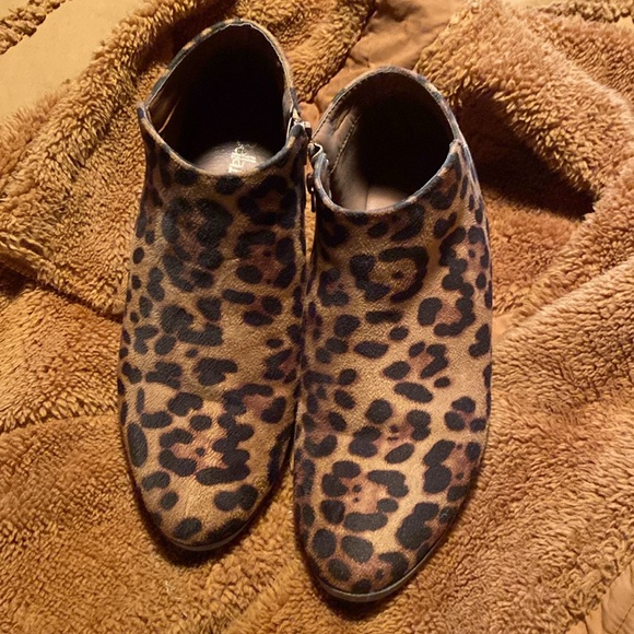 Leopard Ankle Booties - Picture 2 of 3